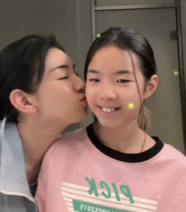 九游体育官网登录入口生了Jaden和Cayla（考拉）-九游会体育 ag九游会登录j9入口 j9九游会登录入口首页