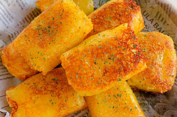 九游体育娱乐网水开下入切好的香菇焯水3分钟-九游会体育 ag九游会登录j9入口 j9九游会登录入口首页