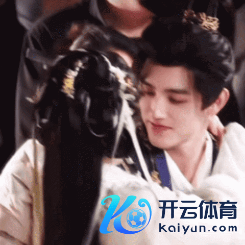 迪丽热巴陈飞宇 cp感 甜密互动引期待